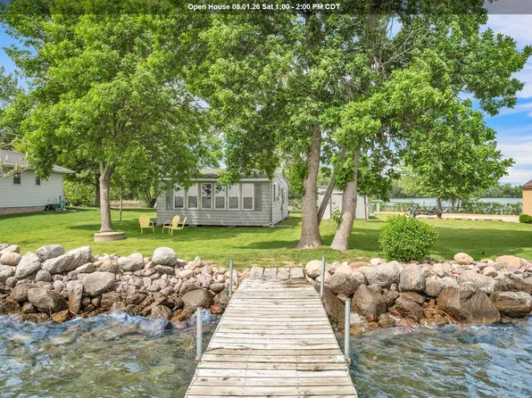 26121 105th St, Spirit Lake, IA 51360