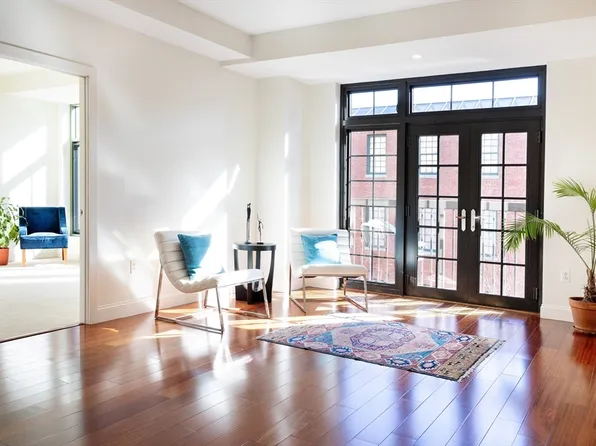 29 Otis St #F309, Cambridge, MA 02141