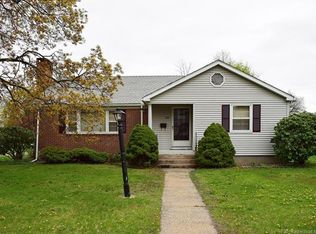28 Maxwell Dr, Wethersfield, CT 06109