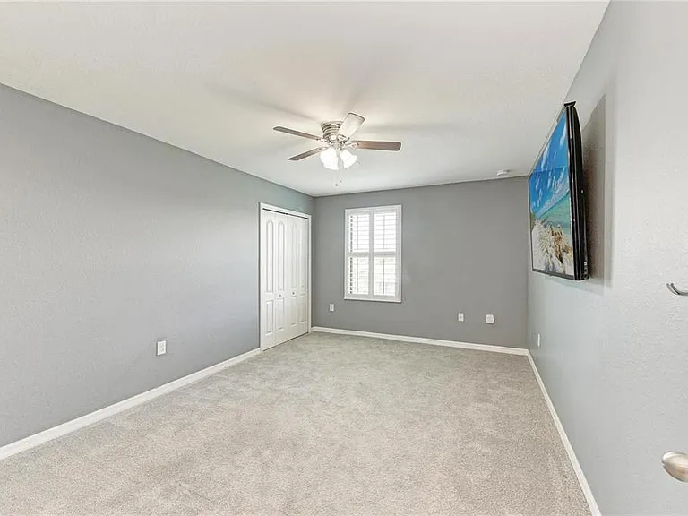 2084 La Palma Ave — Photo 23