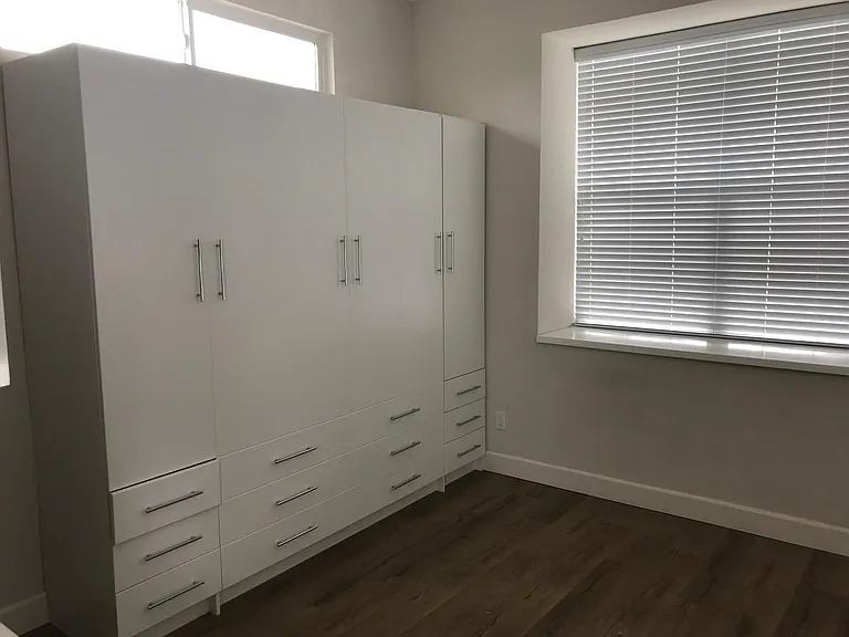 3432 Harding St — Photo 1