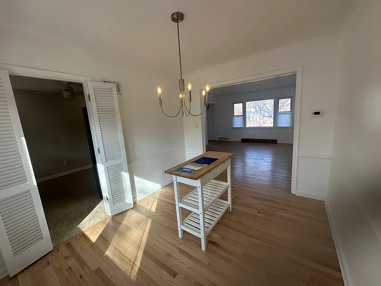 101 W 73rd St — Photo 3