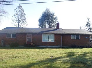 830 State Route 101, Chinook, WA 98614