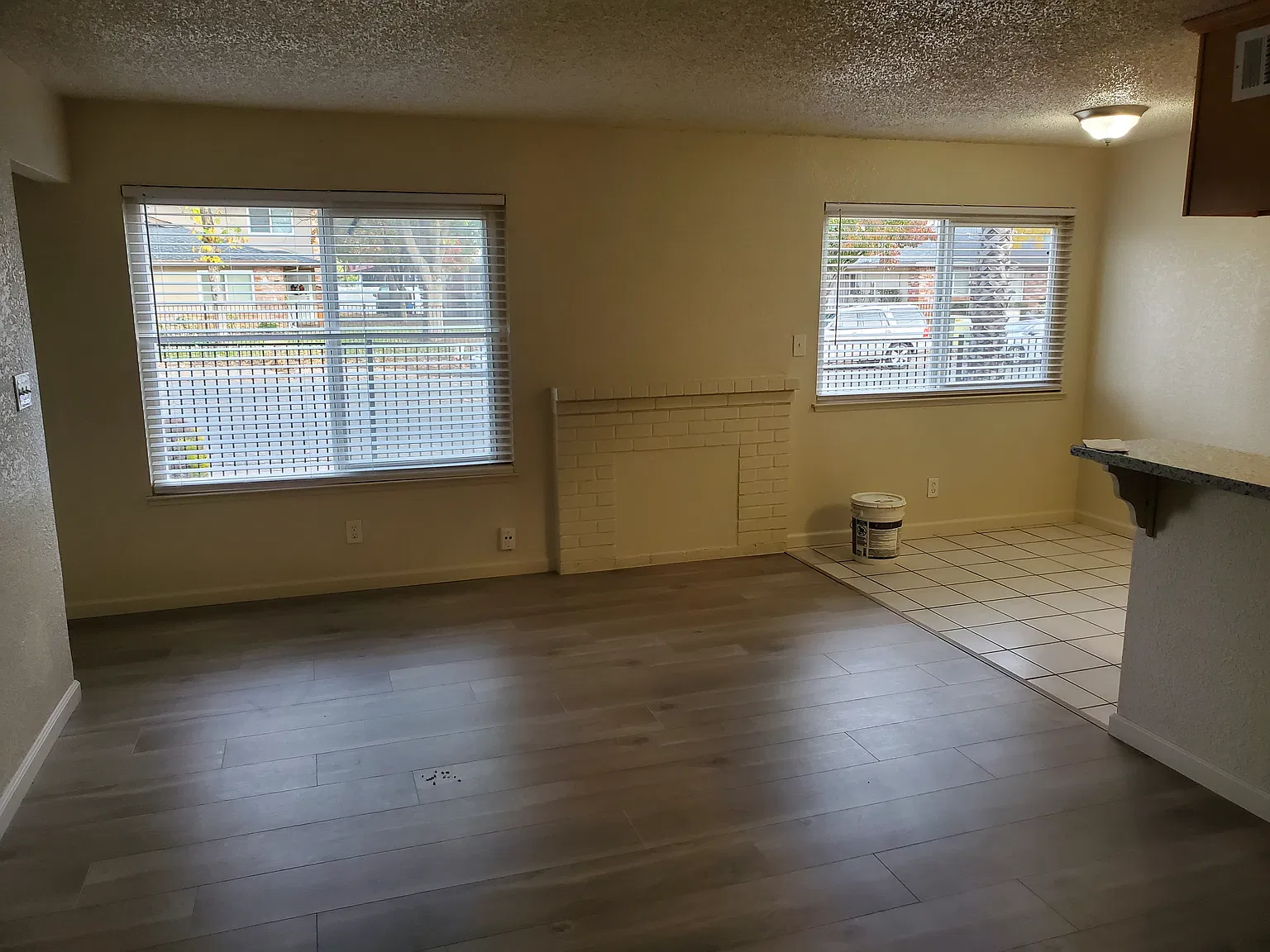 2 bed, 935 sqft, $1,725 — Photo 2