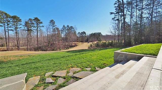 1st image of 131 Arapaho Ct