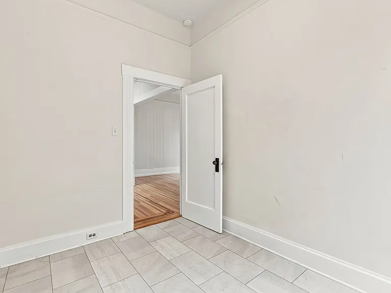 257 Chenery St — Photo 18