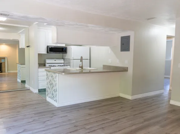436 E Creekside Cir APT B, Murray, UT 84107