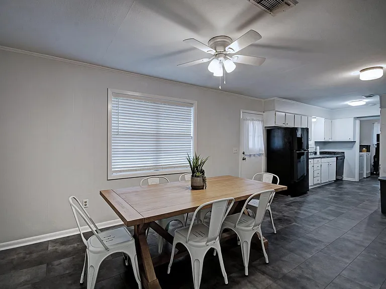 403 Turtle Creek Dr — Photo 16