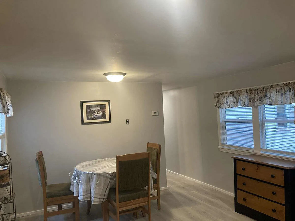 2 bed, 1056 sqft, $1,800 — Photo 4