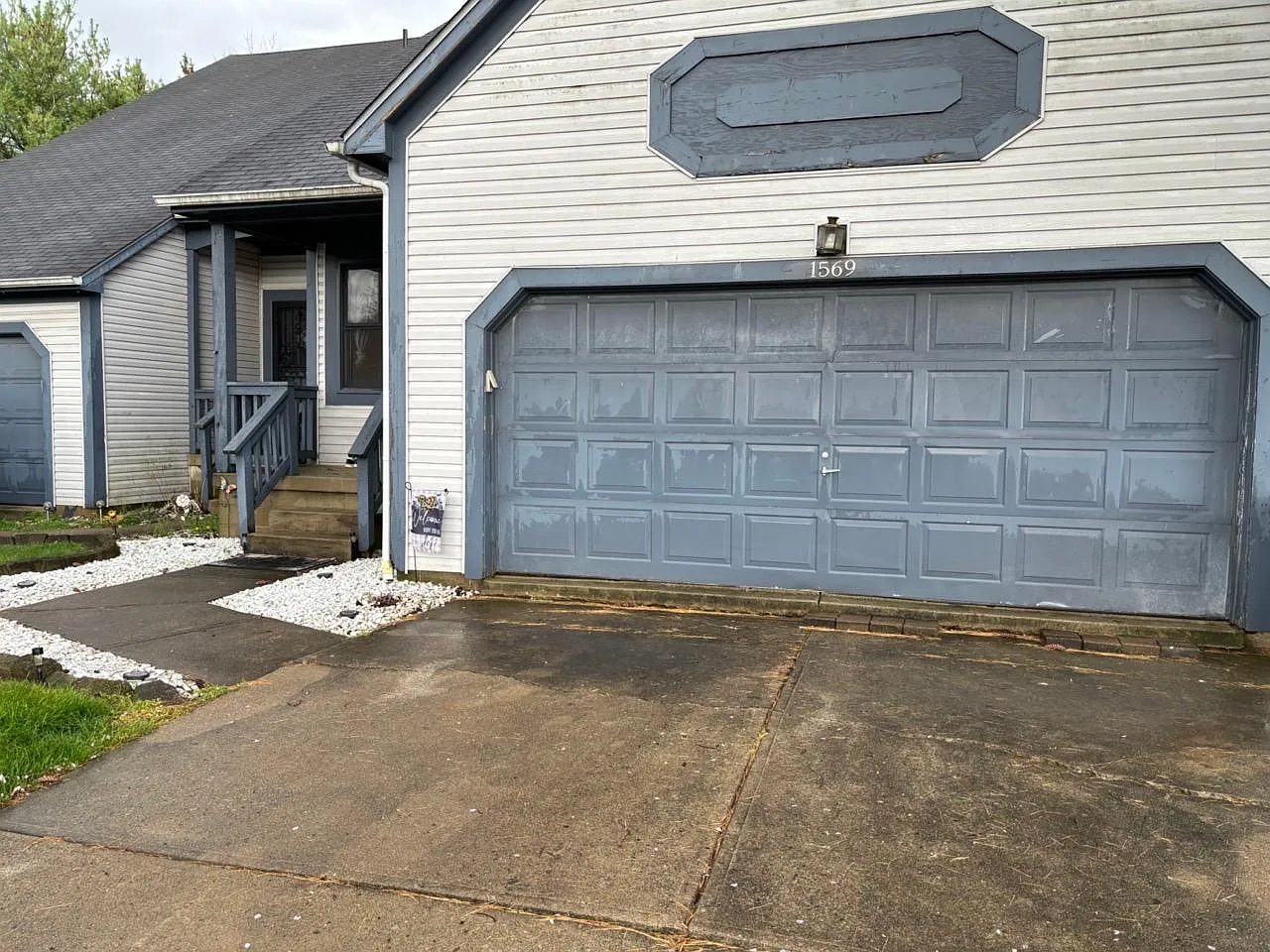 3 bed, 2.5 bath, 1850 sqft, $2,191 — Photo 2