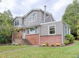 320 Boulevard, Glen Rock, NJ 07452