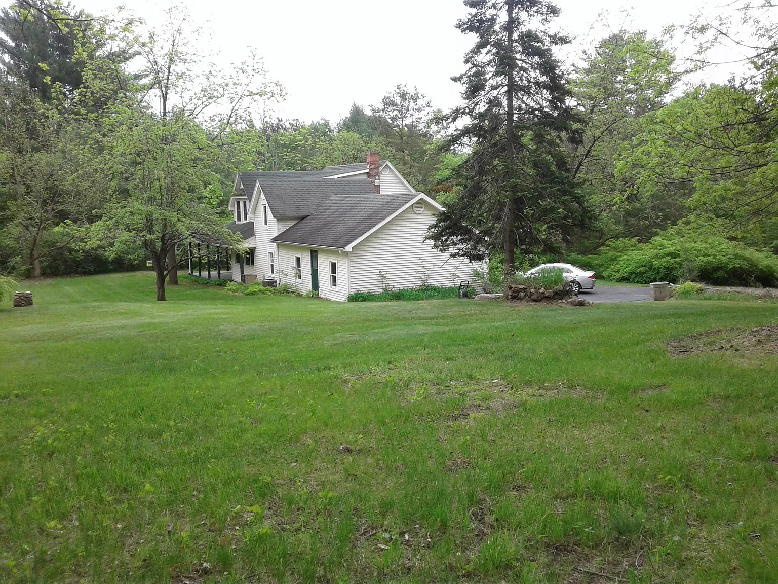 4 bed, 3000 sqft, $2,000 — Photo 3