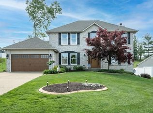 31 Richland Ct, Saint Charles, MO 63304