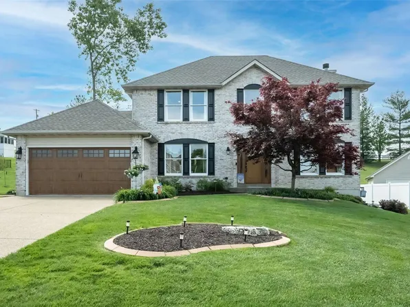 31 Richland Ct, Saint Charles, MO 63304