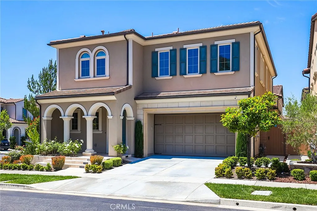 4 bed, 4.5 bath, 2946 sqft, $7,800 — Photo 3