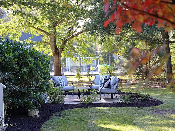 3rd image of 53 Ballast Point Road