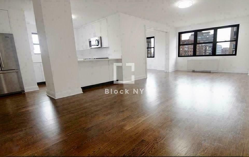 1st image of 160 3rd Ave #5A