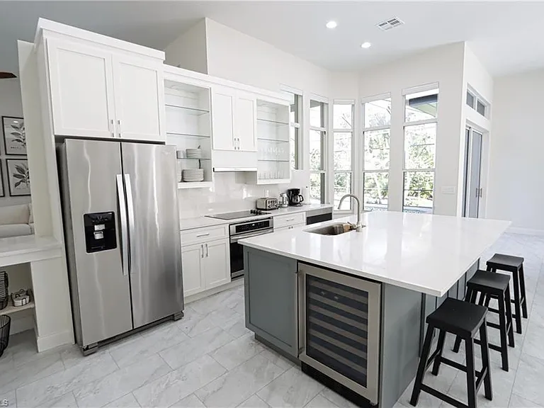 3310 Riverpark Ct — Photo 8
