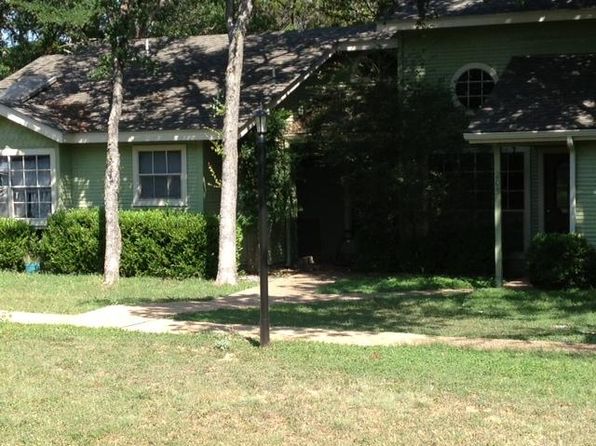 207 Ridgewood