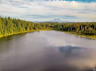 18118 W Spring Lake Dr SE, Renton, WA 98058