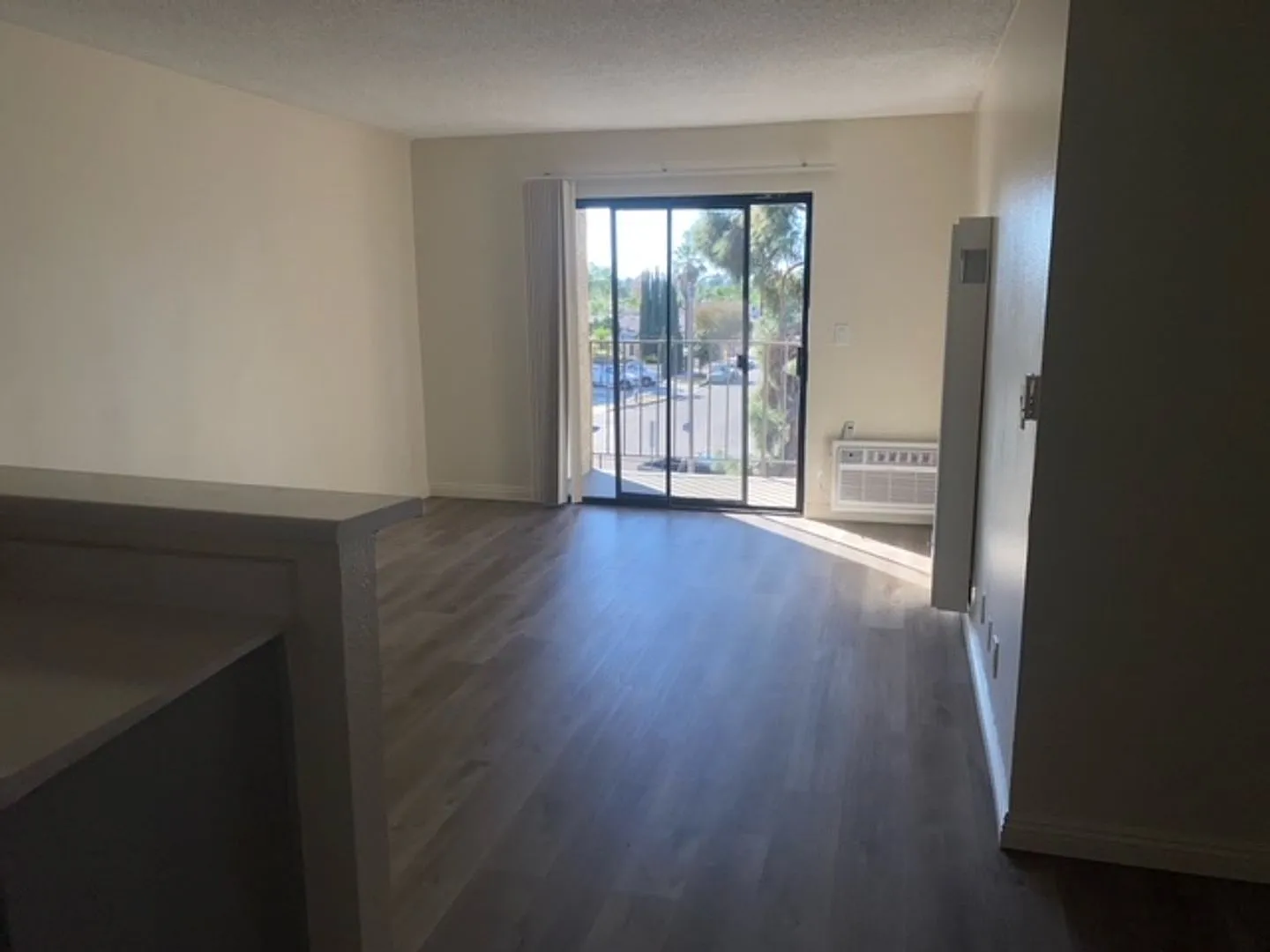 Laurel Canyon West — Photo 4