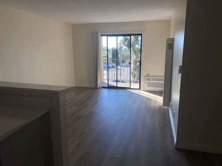 Laurel Canyon West — Photo 20