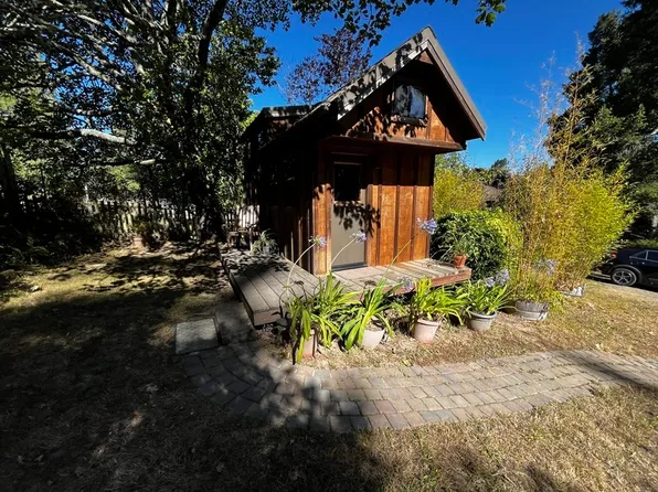 171 Gold Ridge Rd, Sebastopol, CA 95472