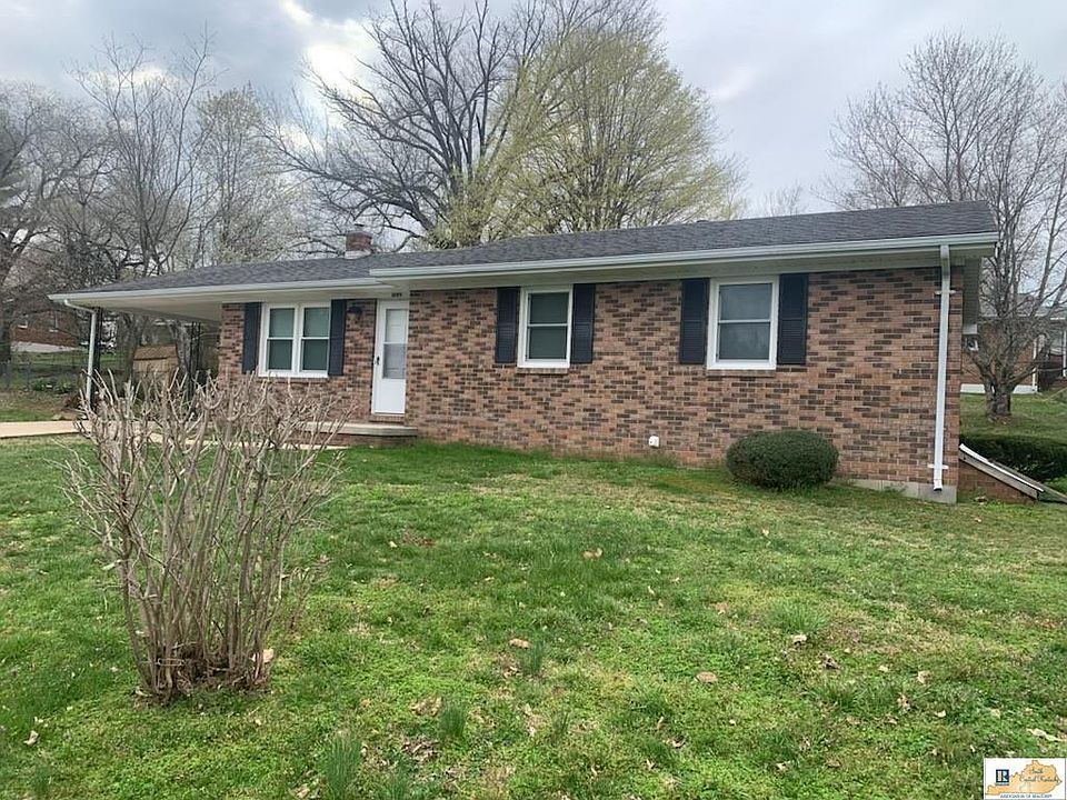 1st image of 1099 Lee St