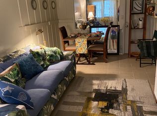 214 Kuliouou Rd #C, Honolulu, HI 96821