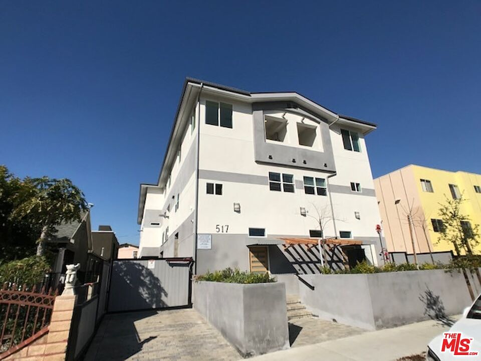 1st image of 517 N Harvard Blvd