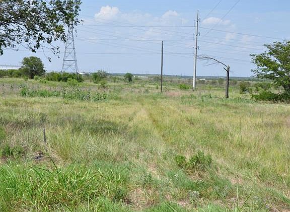 5th image of 2952 Weatherford Hwy