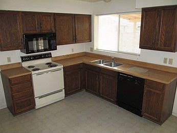 4th image of 3807 W Michigan Ave