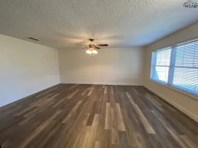 Roomy living room