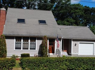 21 John F Kennedy Ave, Clinton, MA 01510