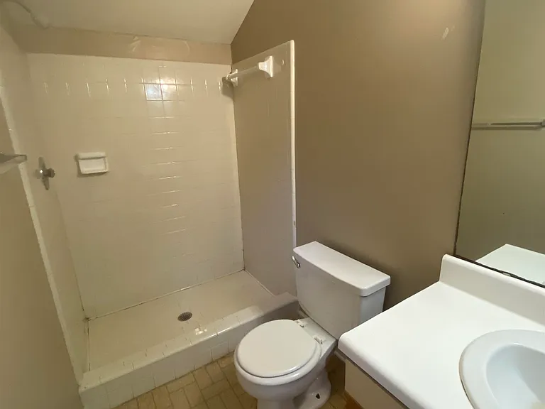 2447 Talco Hills Dr #C — Photo 11