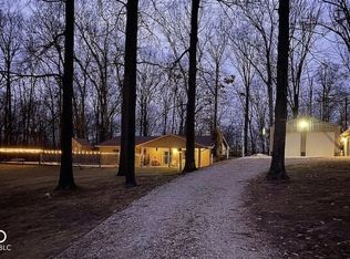 1760 S Garrison Chapel Rd, Bloomington, IN 47403