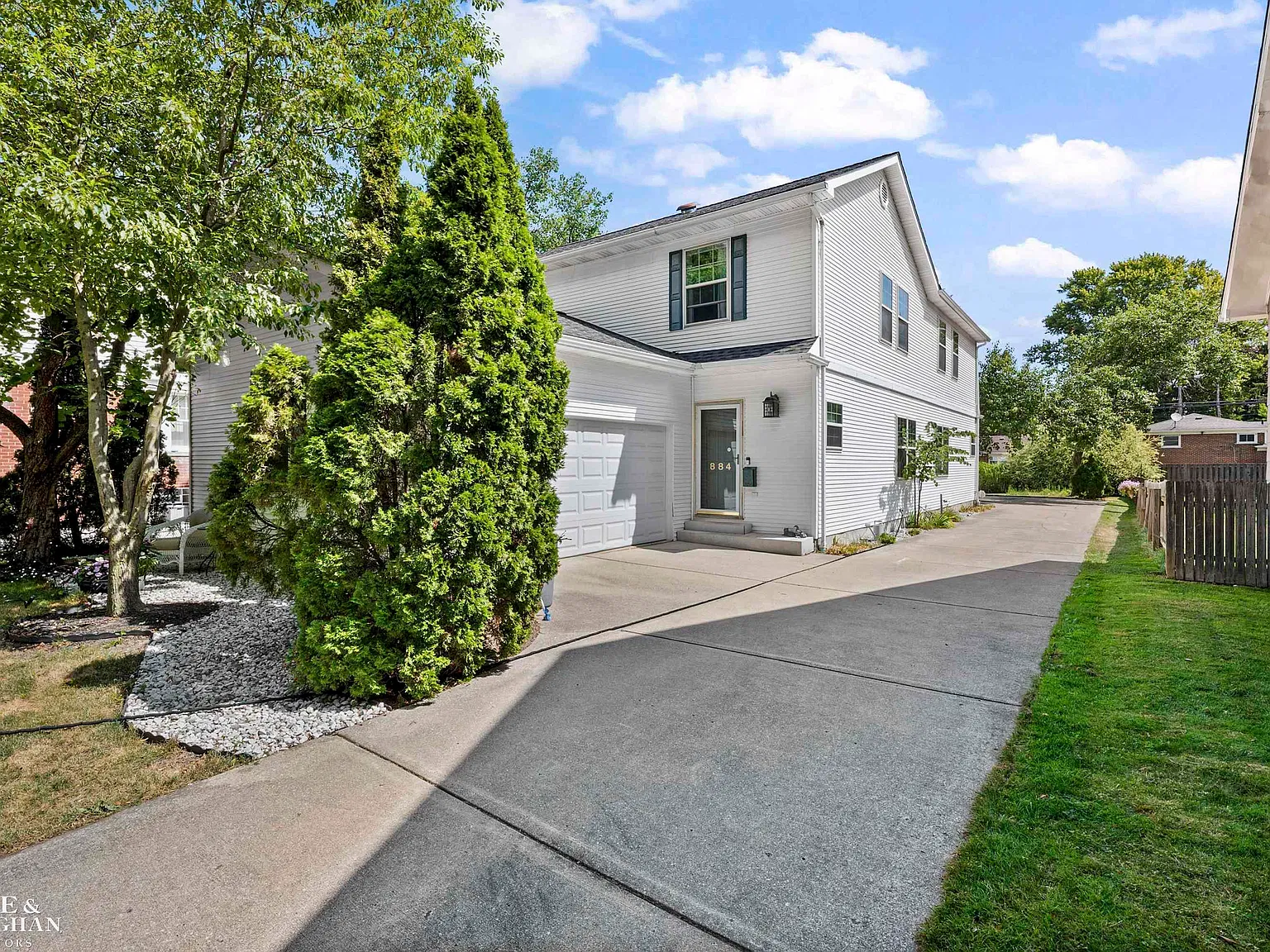 3 bed, 4.0 bath, 1500 sqft, $2,500 — Photo 4