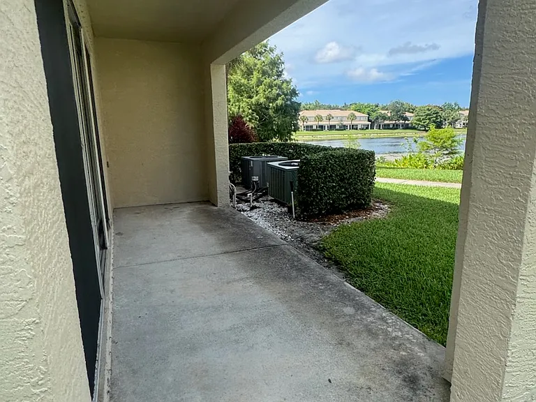 4878 Palmbrooke Cir — Photo 4