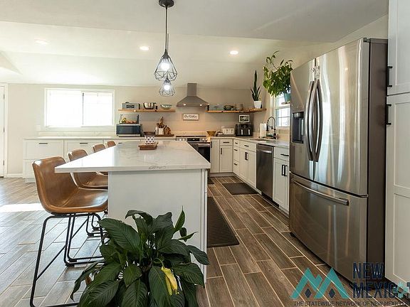 5th image of 2201 Foothill