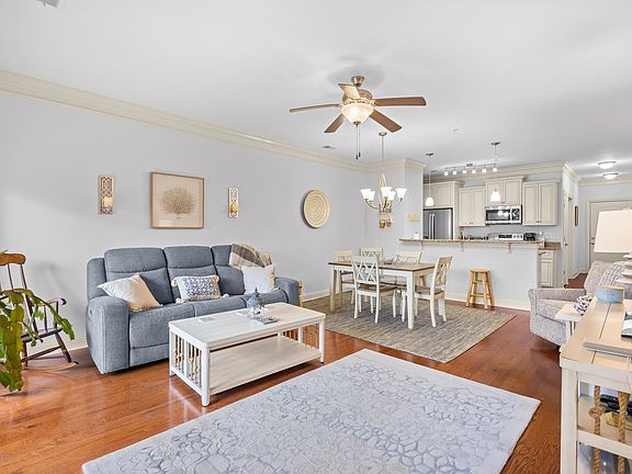 5th image of 82 Mingo Dr. #2-B