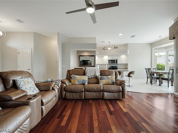 5th image of 606 SE 24th St