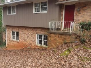 528 Pine Shadows Ln, Stone Mountain, GA 30088