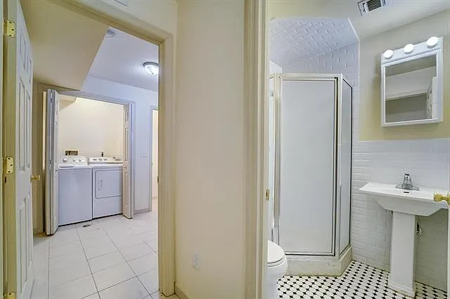 295 New York Ave #1L — Photo 15