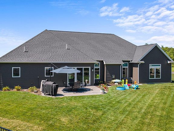 5th image of 2325 Red Oak Ct