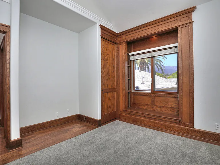 2135 De La Vina St #B — Photo 12