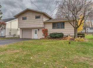 103 S Roosevelt Ave, Liverpool, NY 13088