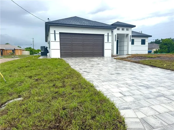 921 Martha AVE S, LEHIGH ACRES, FL 33974
