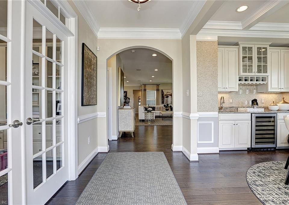 1st image of 242 Goldenstar Ln