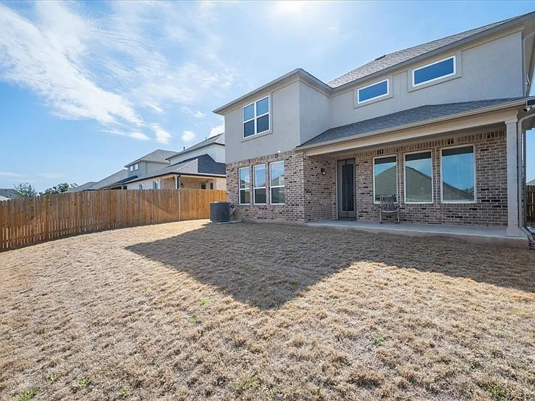 420 Deerpath St — Photo 17