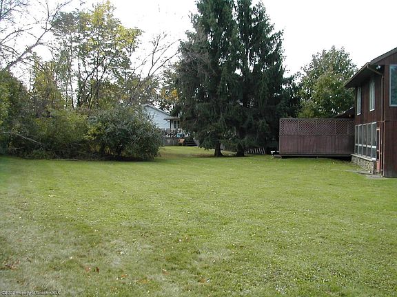 2nd image of 114 Greenbrier Dr